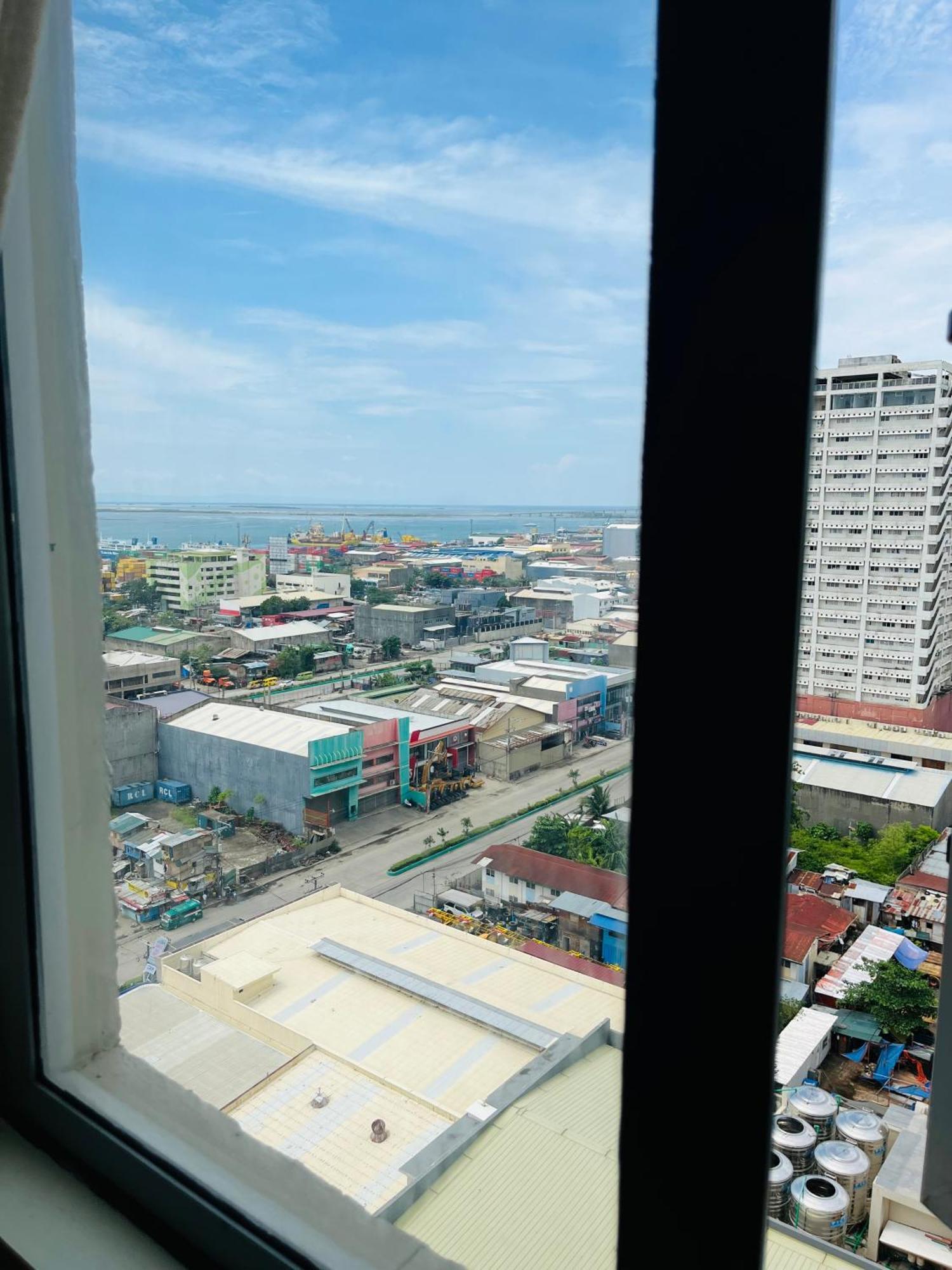 Aesthetic Functional Minimalist Space Sunvida Tower Sv1716 Cebu Extérieur photo
